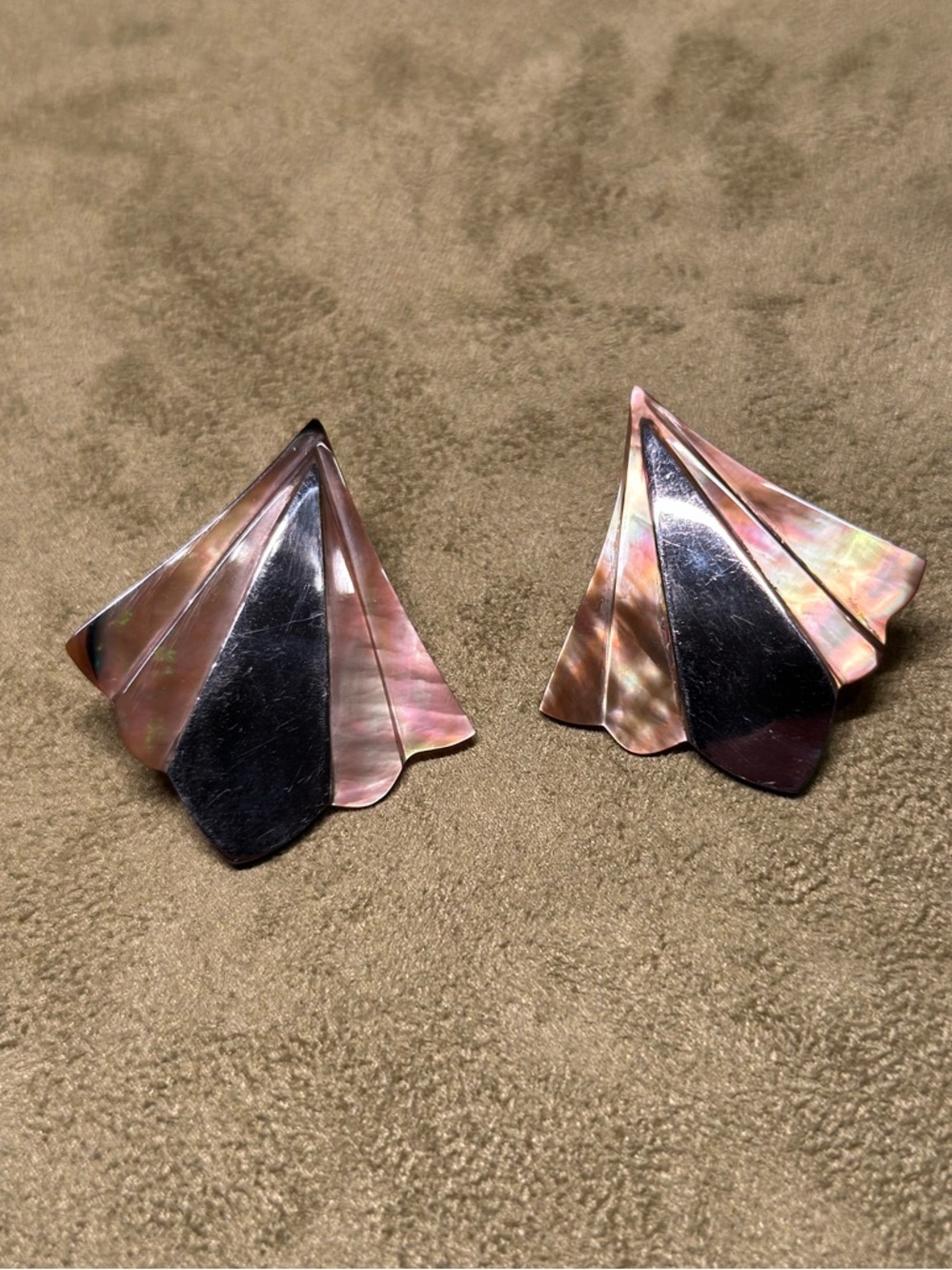 Vintage Mother of Pearl Fan Earrings - Pink and Silver